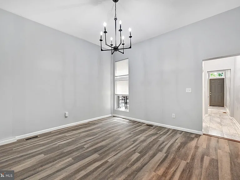 319 E 22nd St #1 — Photo 10