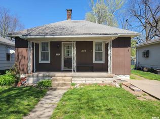 239 Sapp St, Pekin, IL 61554