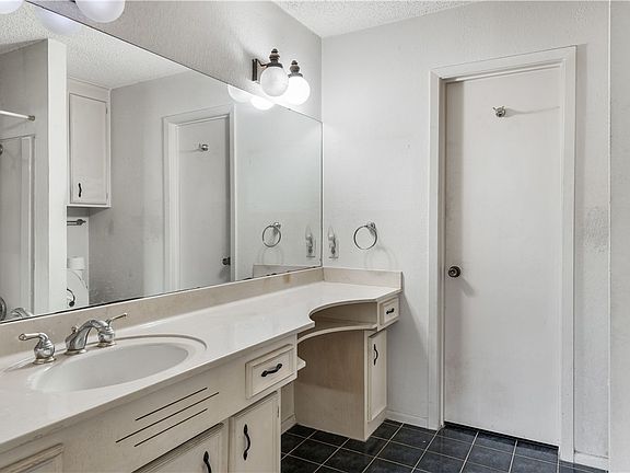 5th image of 3218 Kennsington Ct