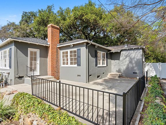 5th image of 441 Manzanita Ave