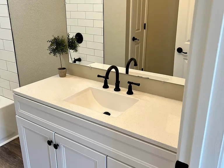 1109 Mechanics Way — Photo 13