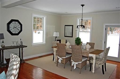 3rd image of 4 Settlers Ln
