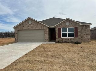 1002 3rd St, Perkins, OK 74059