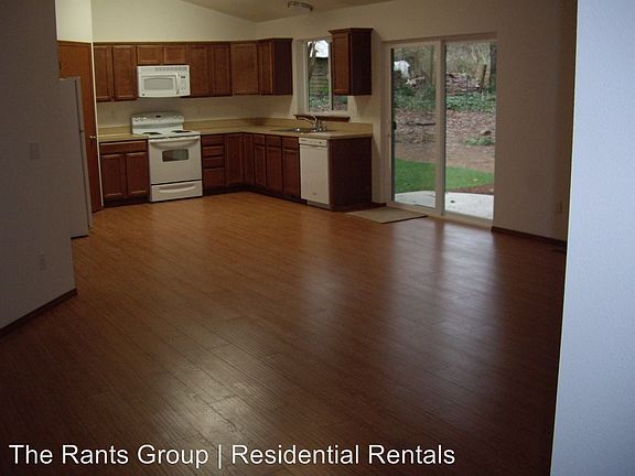 3rd image of 4533 5th Ave NW