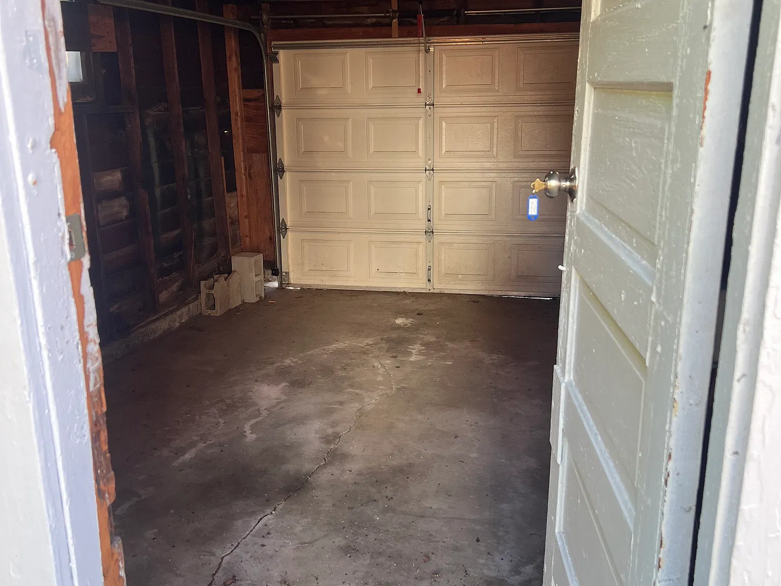 Studio, 125 sqft, $200 — Photo 2