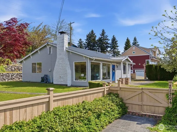 21204 3rd Avenue S, Des Moines, WA 98198