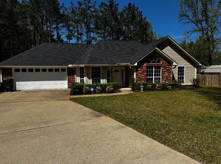 158 Liberty Bell Cv, Iuka, MS 38852