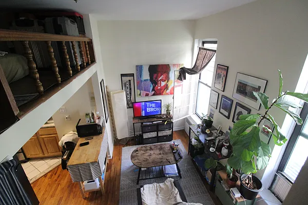 Rented by Luxor Homes & Investment Realty | media 1