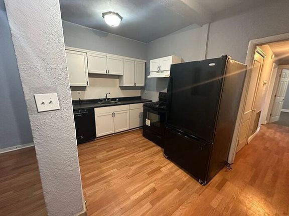 5th image of 1407 Rowan Ave #A