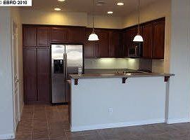2nd image of 211 W La Flor Ln