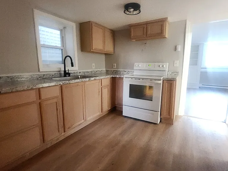 75 Perkins St #1B — Photo 7