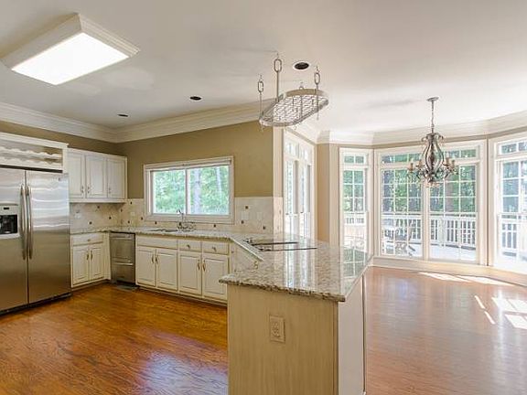 Renovated Kitchen!