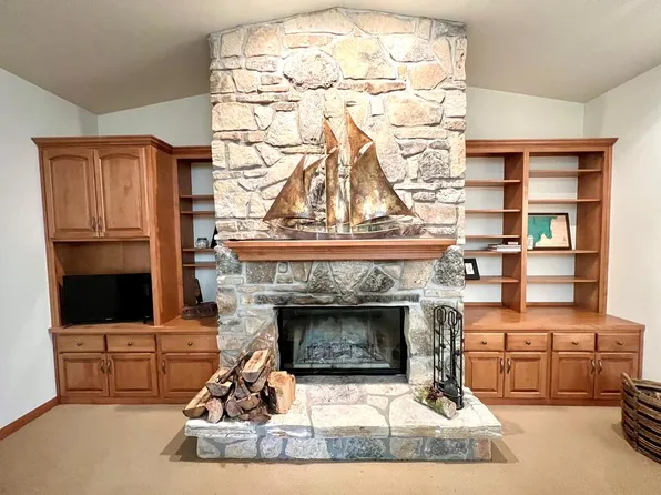 7756 Harbor Vista Rd Unit 122, Egg Harbor, WI 54209