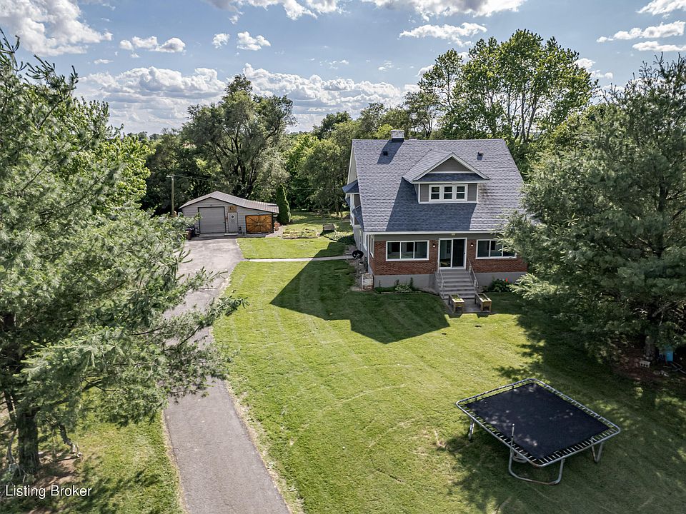 1st image of 585 Sweeney Ln