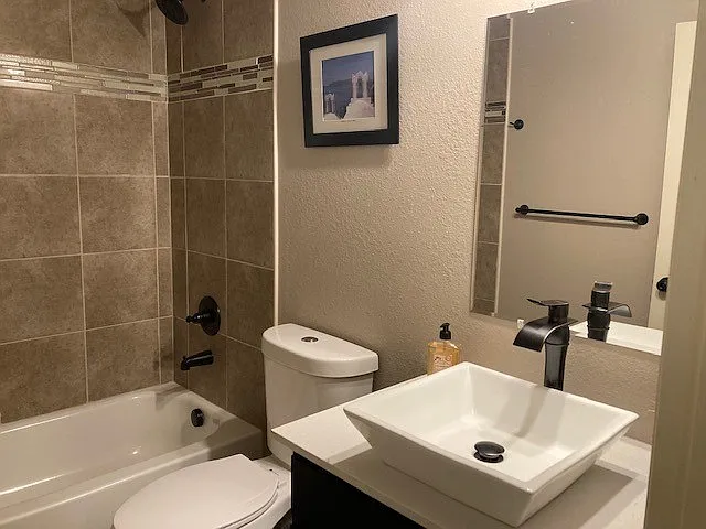3406 Sienna Ave — Photo 11