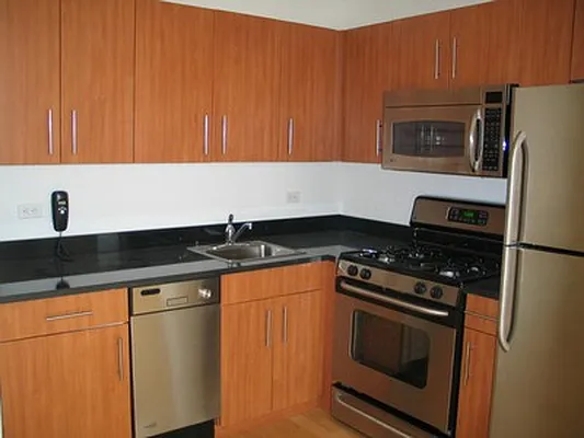 Rented by Empire State Properties | media 184