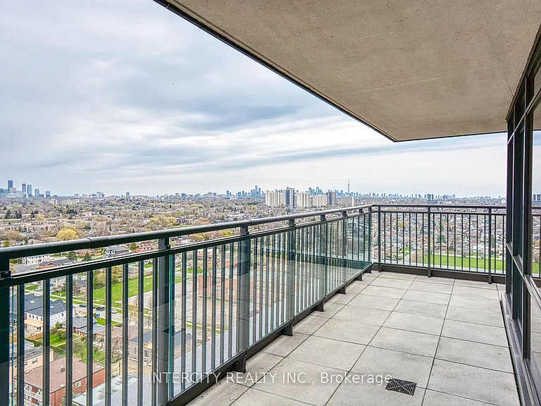 800 Lawrence Ave W #2014 — Photo 21