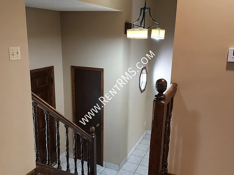 4643 SW 8th Ave — Photo 18