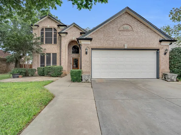 2712 Lakeside Dr, Burleson, TX 76028