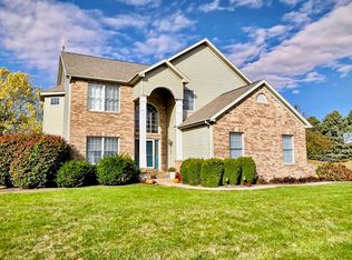 13622 Whitetail Dr, Bloomington, IL 61705