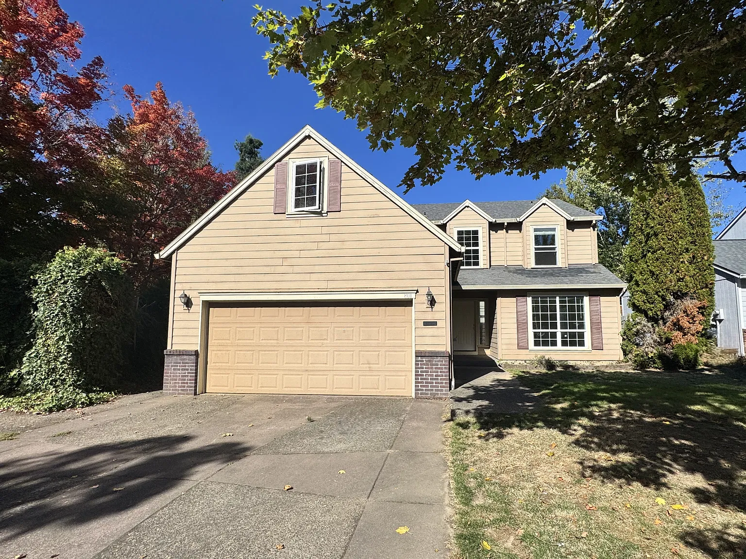 4 bed, 2350 sqft, $2,995 — Photo 1