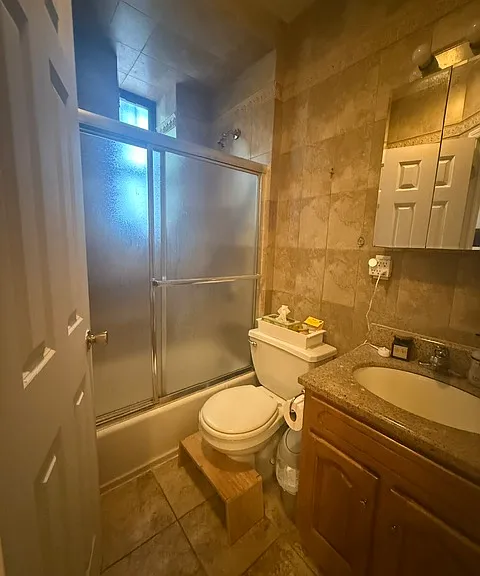 671 Union St #2R — Photo 11