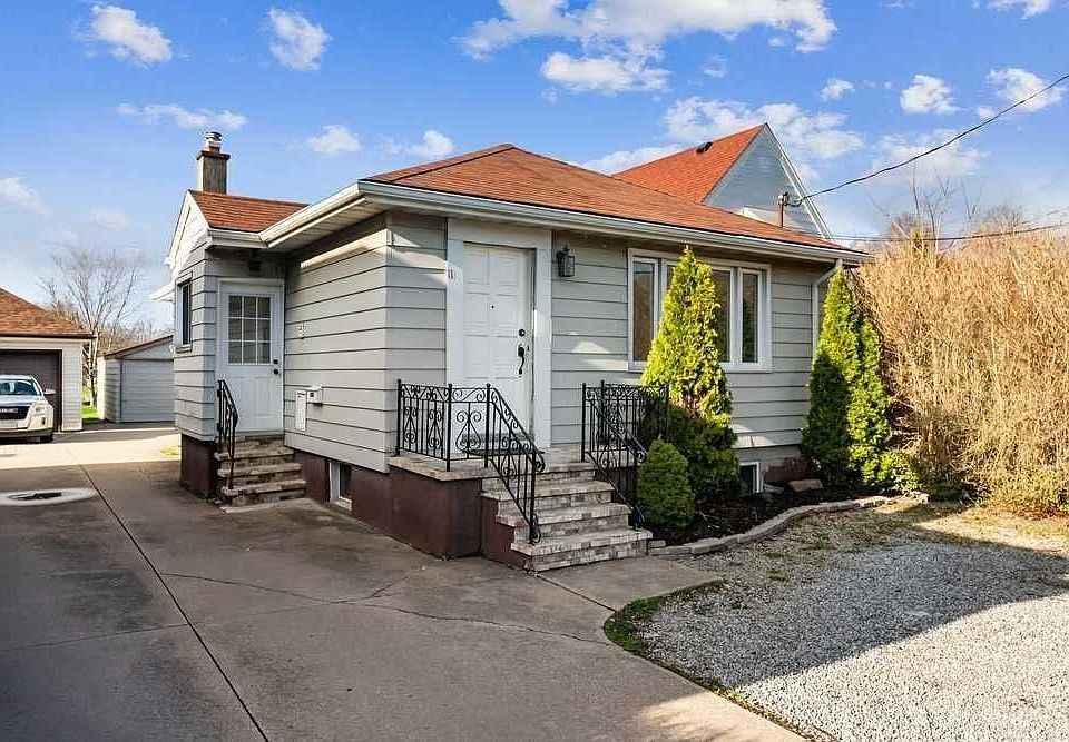 1st image of 11 Garnet St