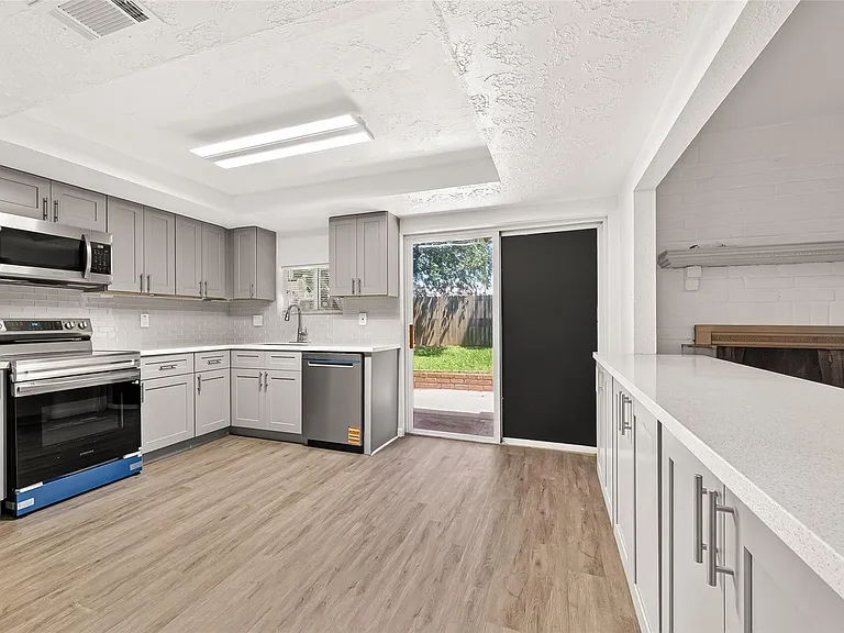 8306 Wayward Rd — Photo 16