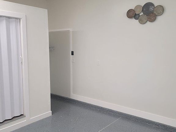 2nd image of 606 Harrison Dr