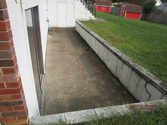 3rd image of 51 Ross St