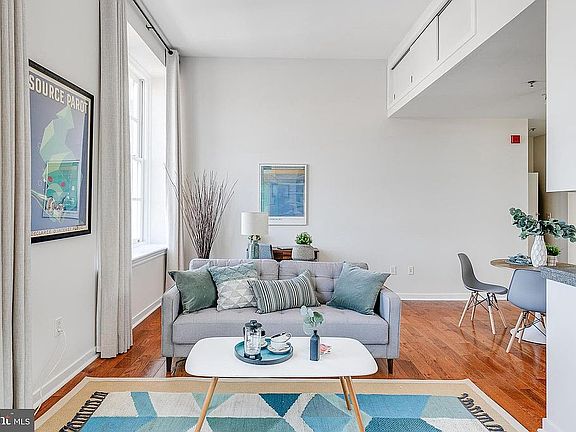 2nd image of 314-20 Catharine St #301C