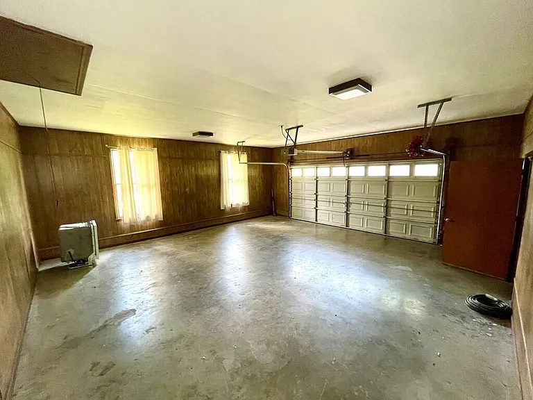 205 Browning Pl — Photo 21