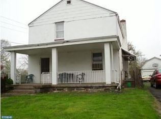 700 N York Rd, Willow Grove, PA 19090