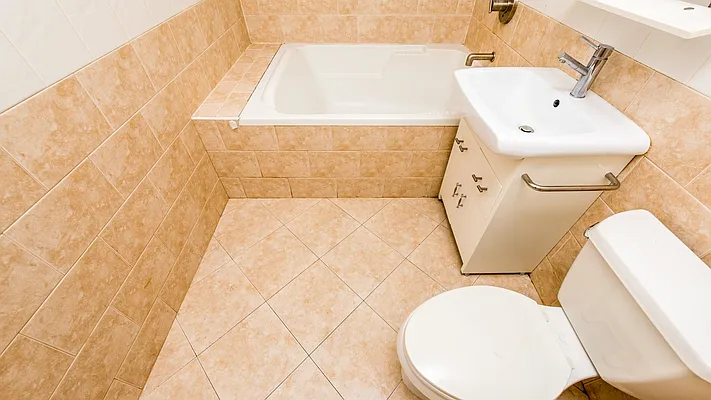 Rented by Nooklyn NYC LLC | media 44