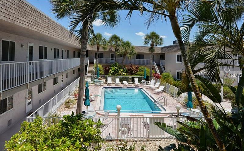 1st image of 624 Flamingo Dr APT 103