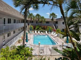 624 Flamingo Dr APT 103, Venice, FL 34285