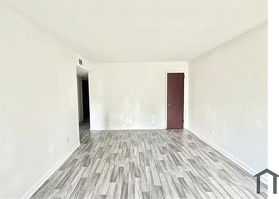5th image of 1228 Alabama Ave SW #A