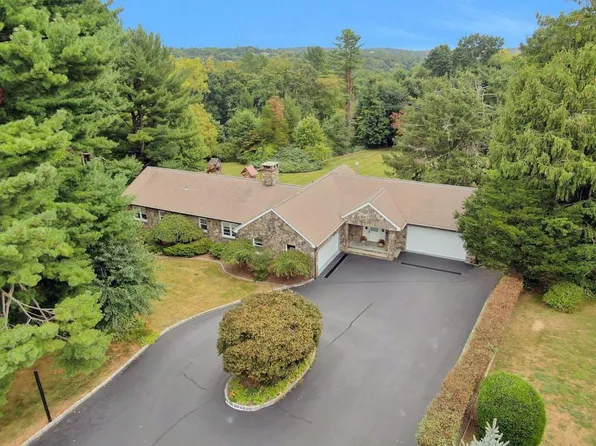 23 Sunset Drive, Thornwood, NY 10594