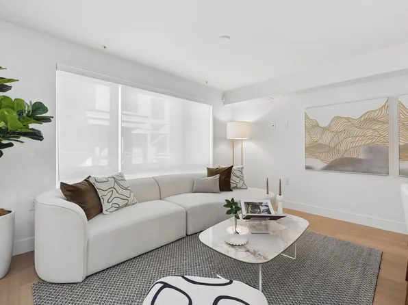 578 W 24th Ave #122, Vancouver, BC V5Z 2B4