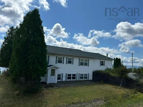 84 Mountain Rd, Marble Mountain, NS B0E 2Y0