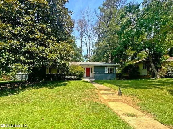1002 Parkwood Pl, Jackson, MS 39206