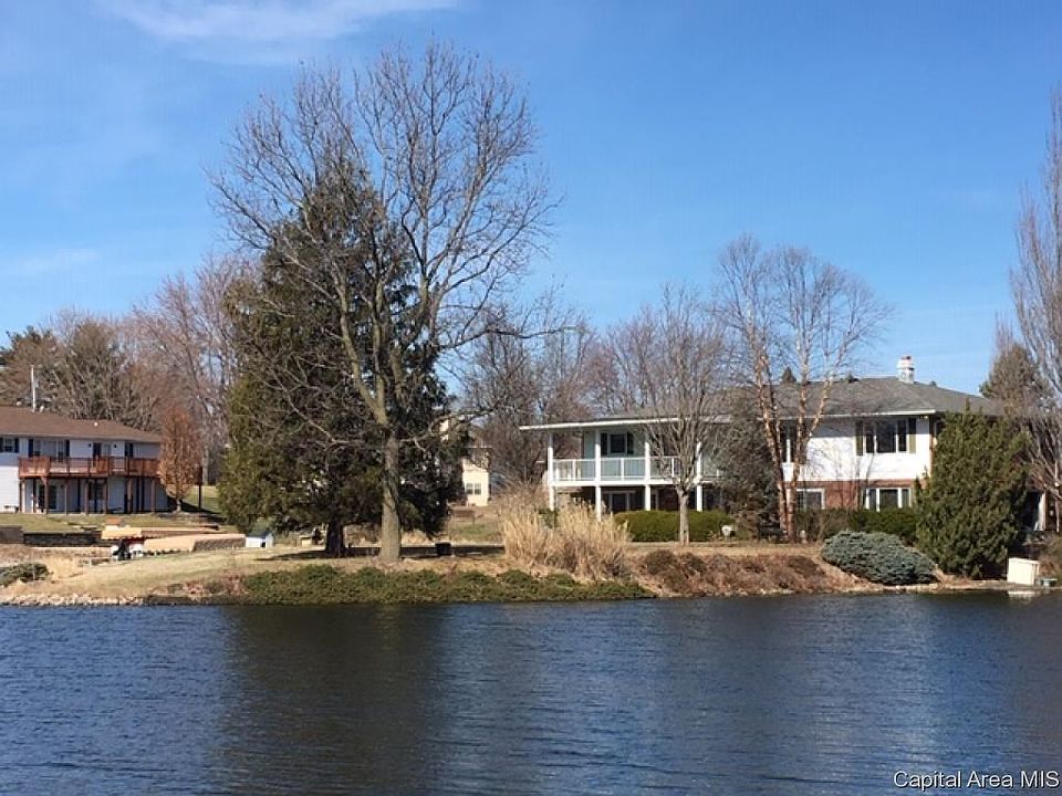 1st image of 134 N Shore Dr