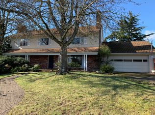 1045 Crescent Dr NW, Salem, OR 97304