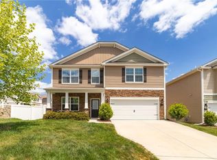 3701 Village Springs Dr, High Pt, NC 27265