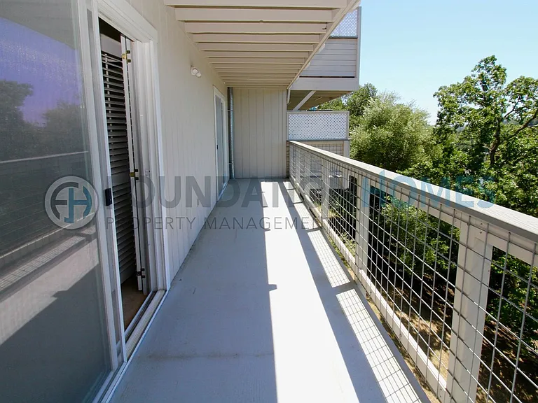 93 Live Oak Ave — Photo 18