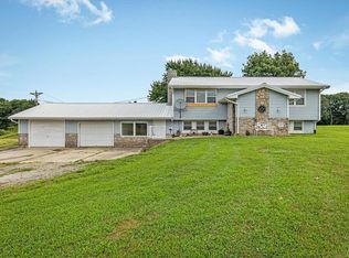 6527 SE Smith Rd, Cameron, MO 64429