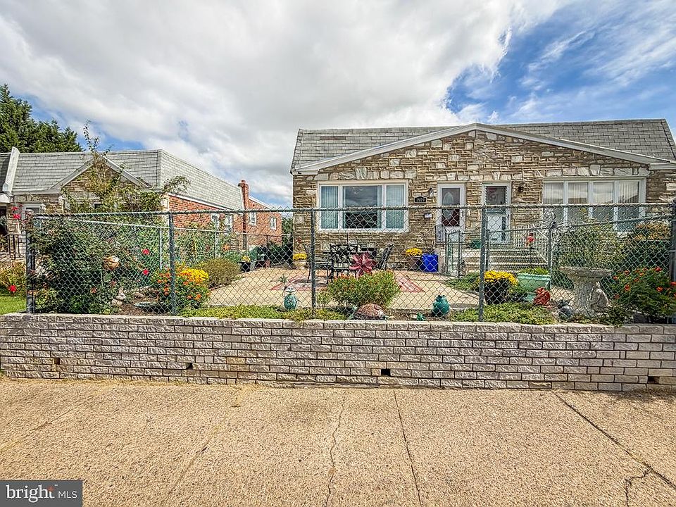 1st image of 1609 Placid St