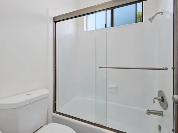 1307 18th St APT 6, Santa Monica, CA 90404