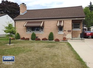 1125 N 8th St, Manitowoc, WI 54220