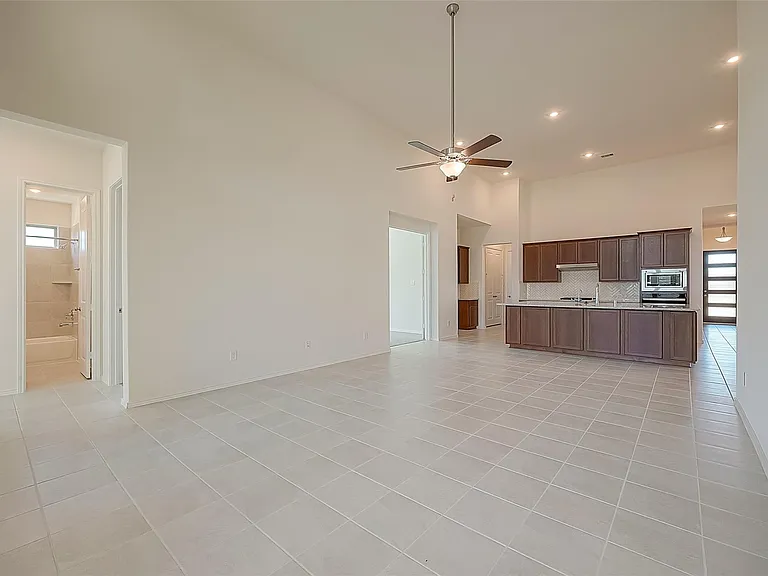 1303 Munson Valley Rd — Photo 13